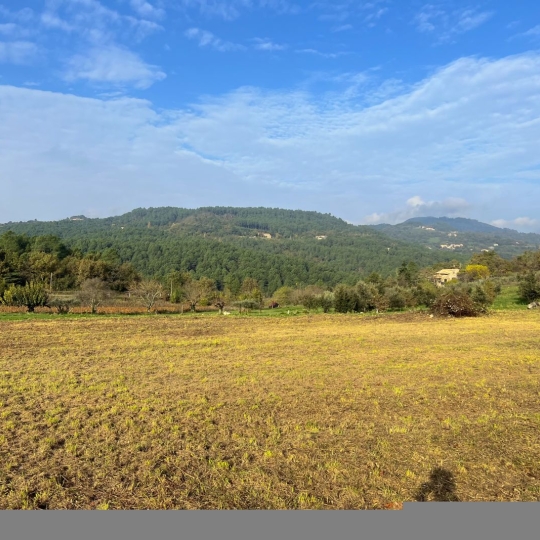  ESPACES IMMOBILIER : Ground | VINEZAC (07110) | 1 320 m2 | 95 000 € 